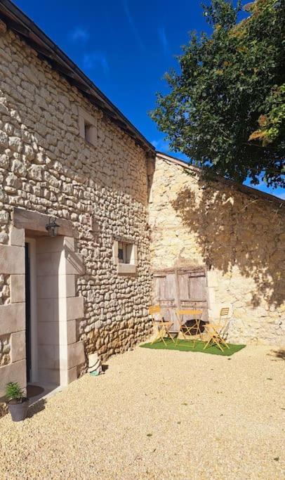 Maison De Campagne En Duplex Draché Екстериор снимка